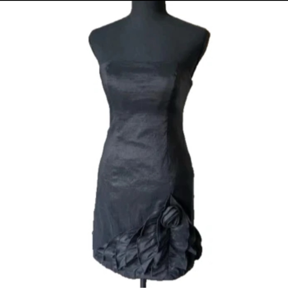 Cache Strapless Sheath Rosette Ruffle Detailing B… - image 8